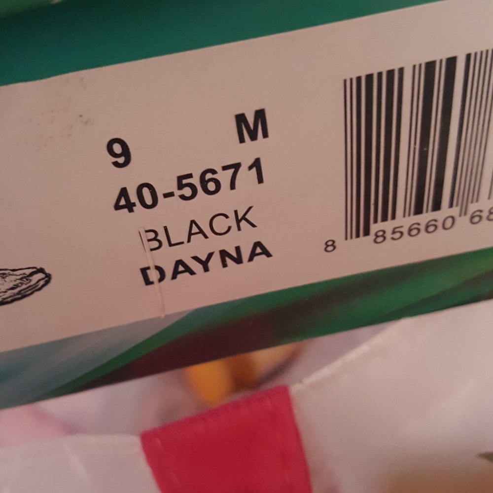 Dayna  Bootie